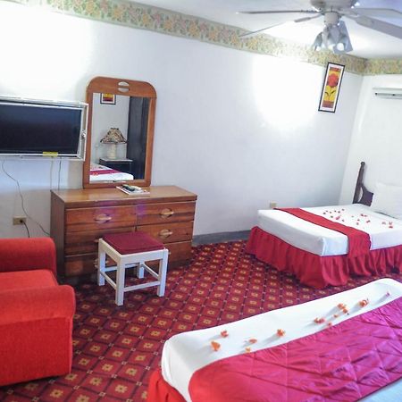Glorianna Hotel Montego Bay Exterior foto