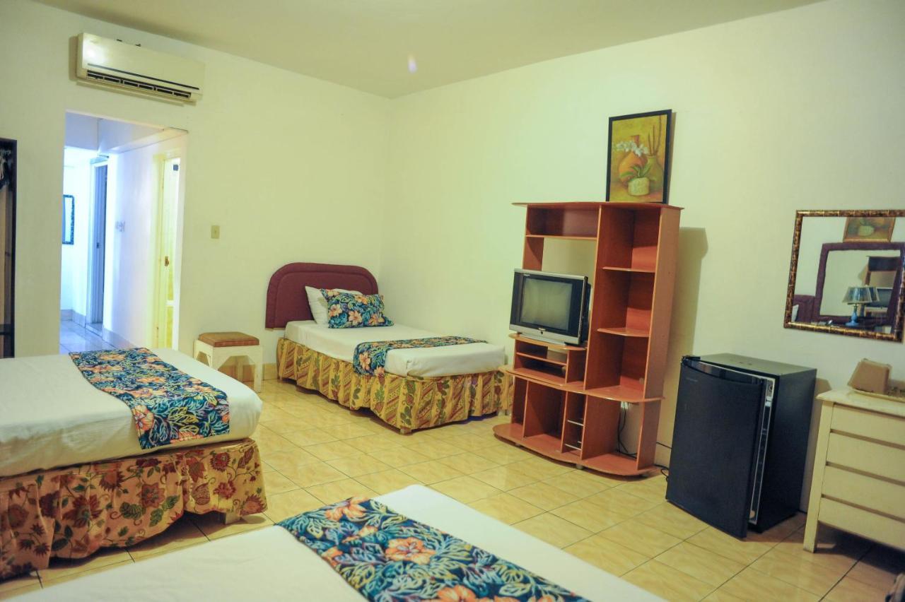 Glorianna Hotel Montego Bay Exterior foto